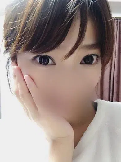 森岡りさ