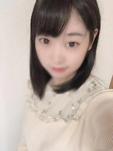 栗花落まや