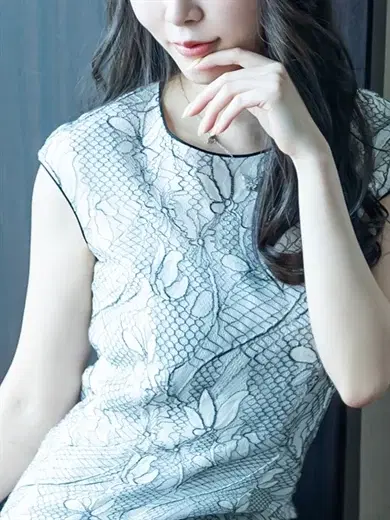 辰巳夕莉