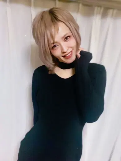小桜莉奈