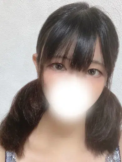 暁美ななち