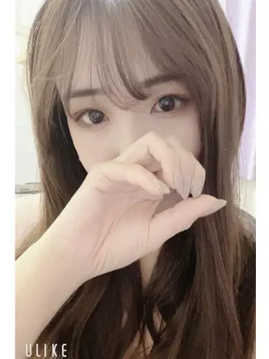 みいな