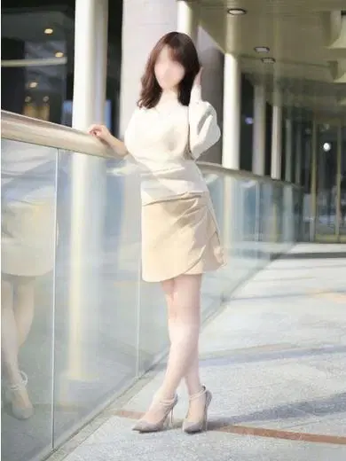 石井梨乃