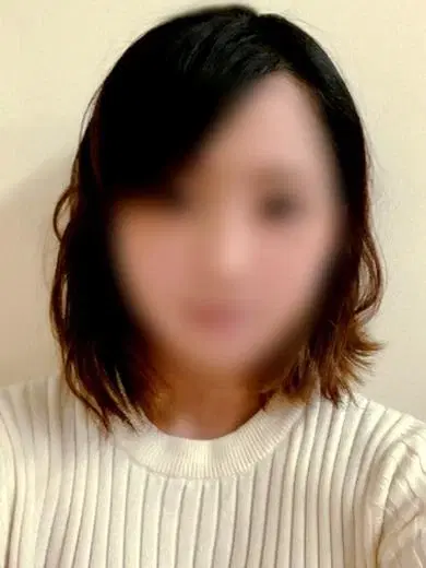 高岡あゆか