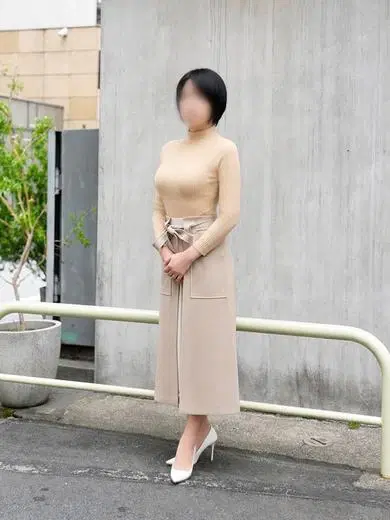 芹沢玲子
