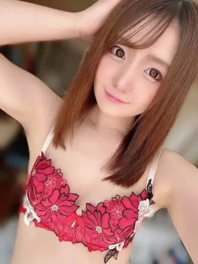 りりな