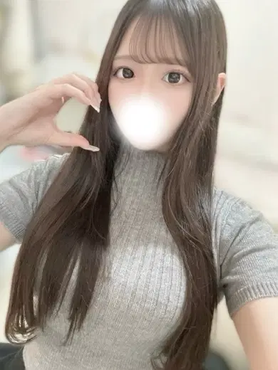 彩雲なゆ