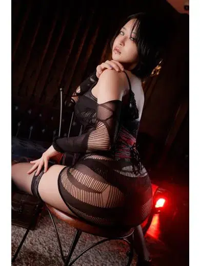 椿己