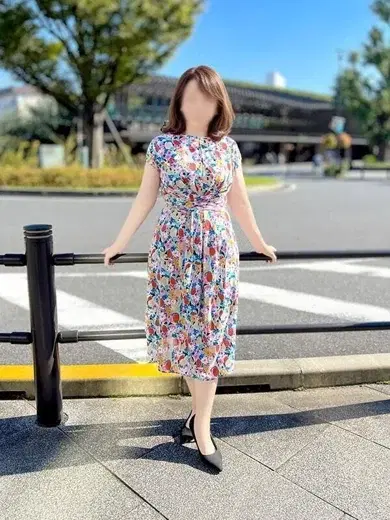 奥山みえこ