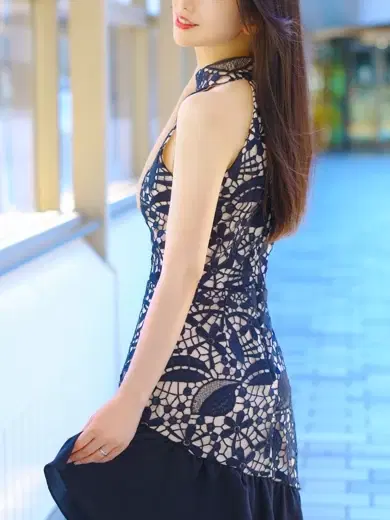 秋本志乃