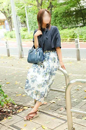 亜依