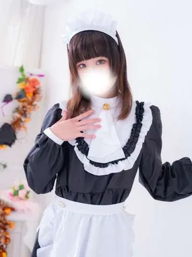 つきな