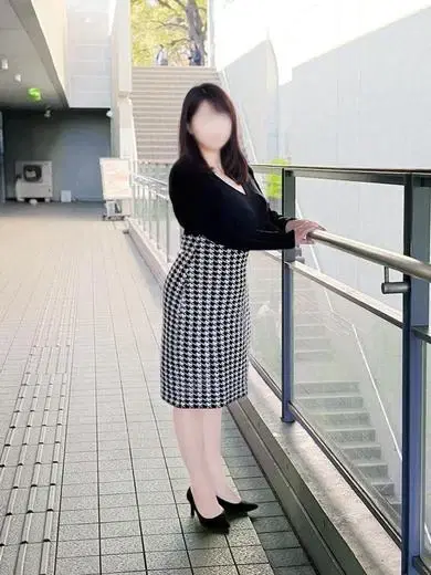 椎名あやめ