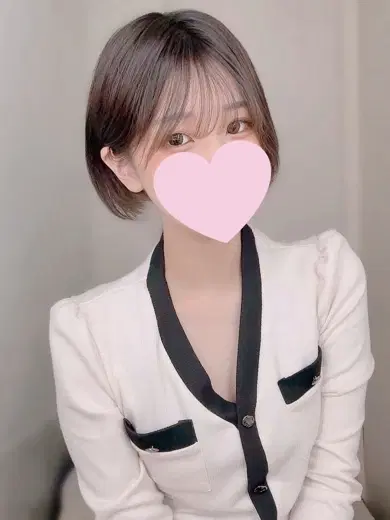 三井れな