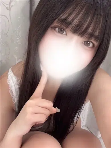 瀬々奈あこ