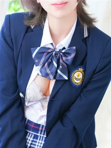 由良まこと