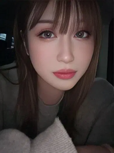 朝倉りあ