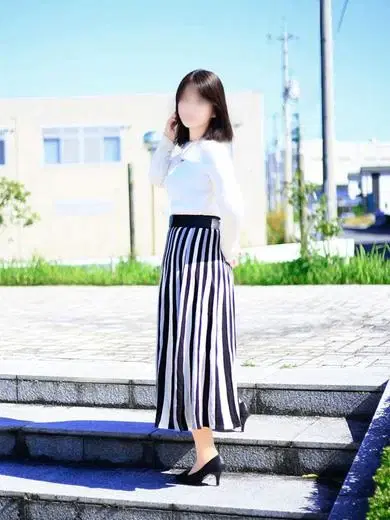 上田奈央