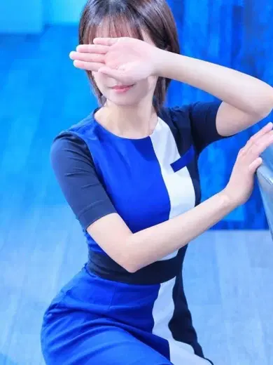 藍沢あみ