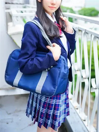 及川美月