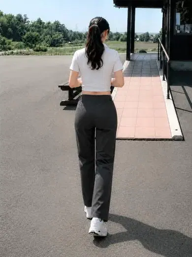 るい