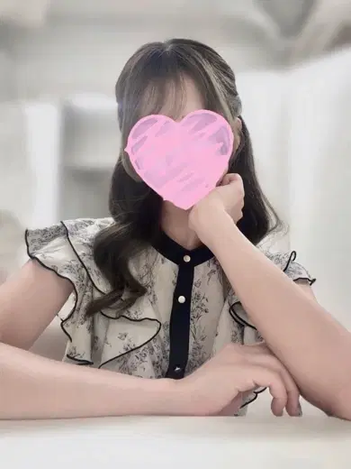 ゆりな