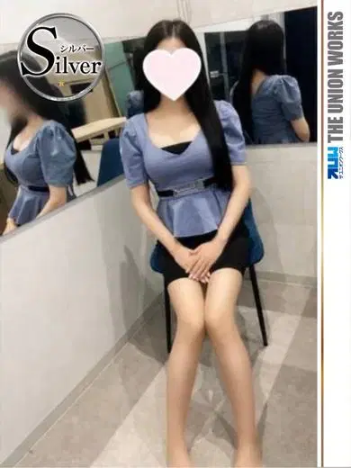 綾乃ほたる