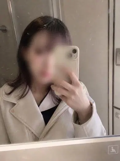みと