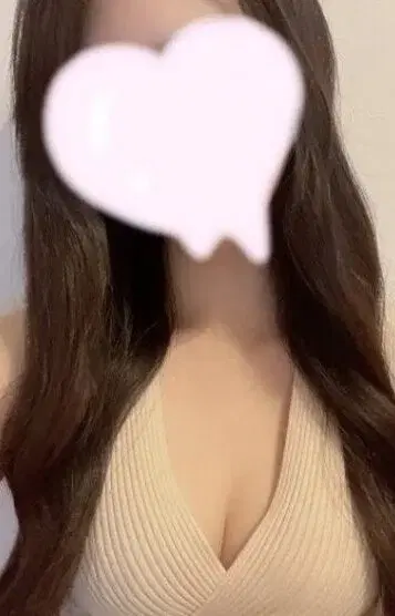 成田まゆ