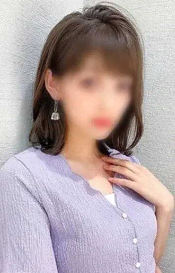春瀬あやか