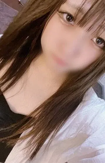 七瀬ななみ