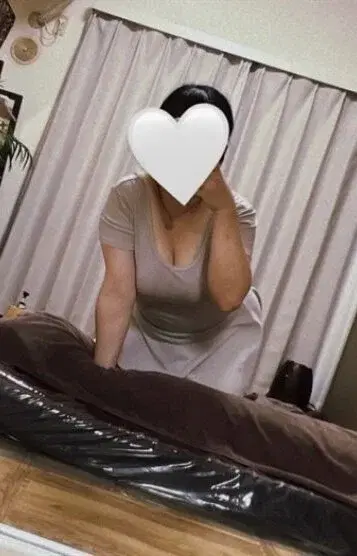 岸さあや