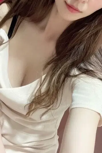 華咲れみ