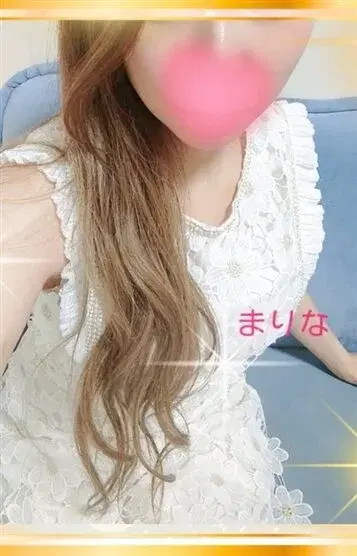 青山まりな