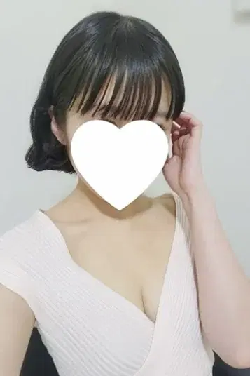 篠田こころ