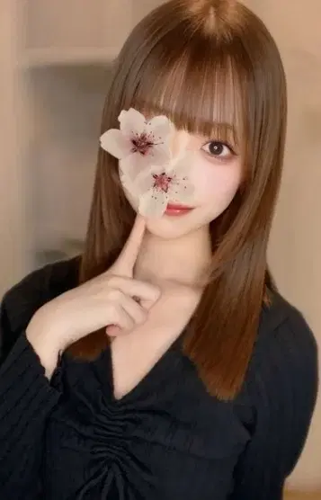百合川なな