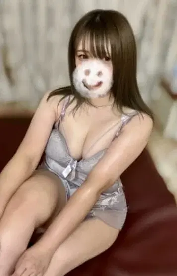 美波あや