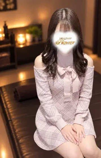 西村ひなこ