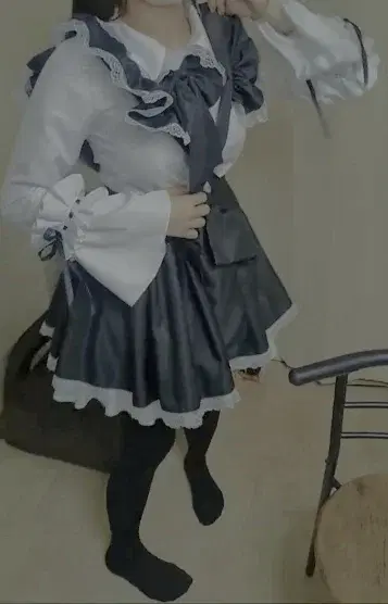 滝井エミリ