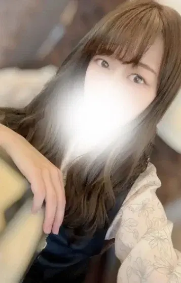 夏川ゆりあ