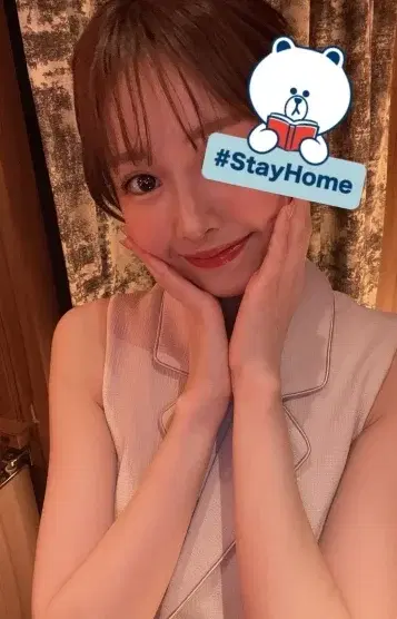 あいな