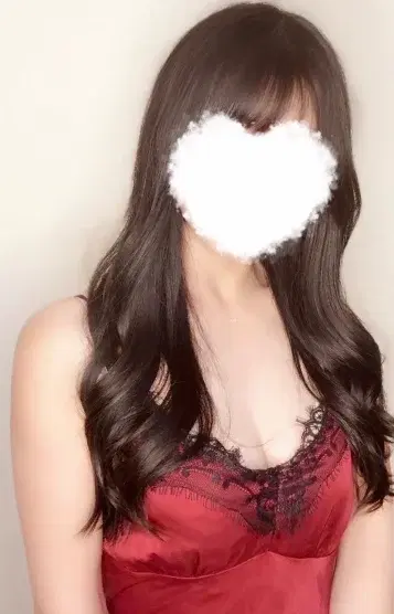 結城れいな