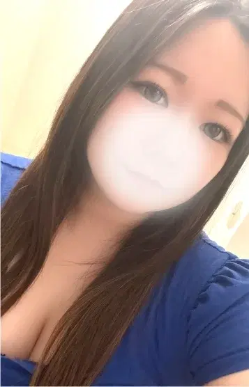 栗山えみ