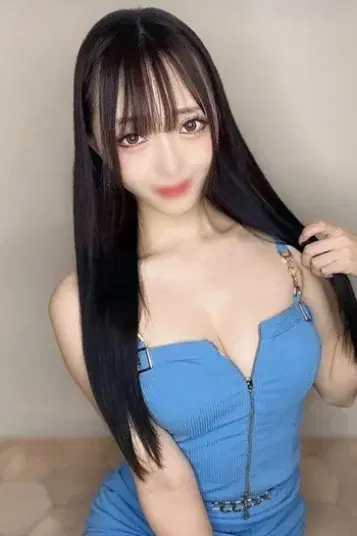 朝倉かえで