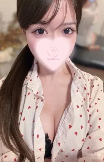 月野リリ