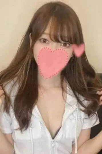新川すみれ
