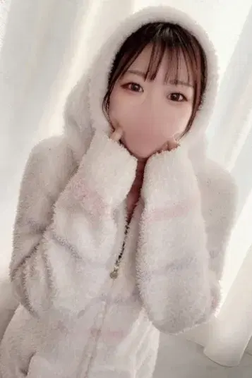 愛瀬みゆ