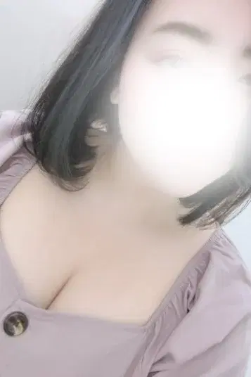 望月しおん