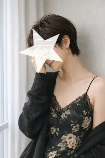 葉山さやか