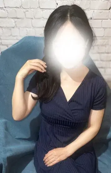 琴山さえこ